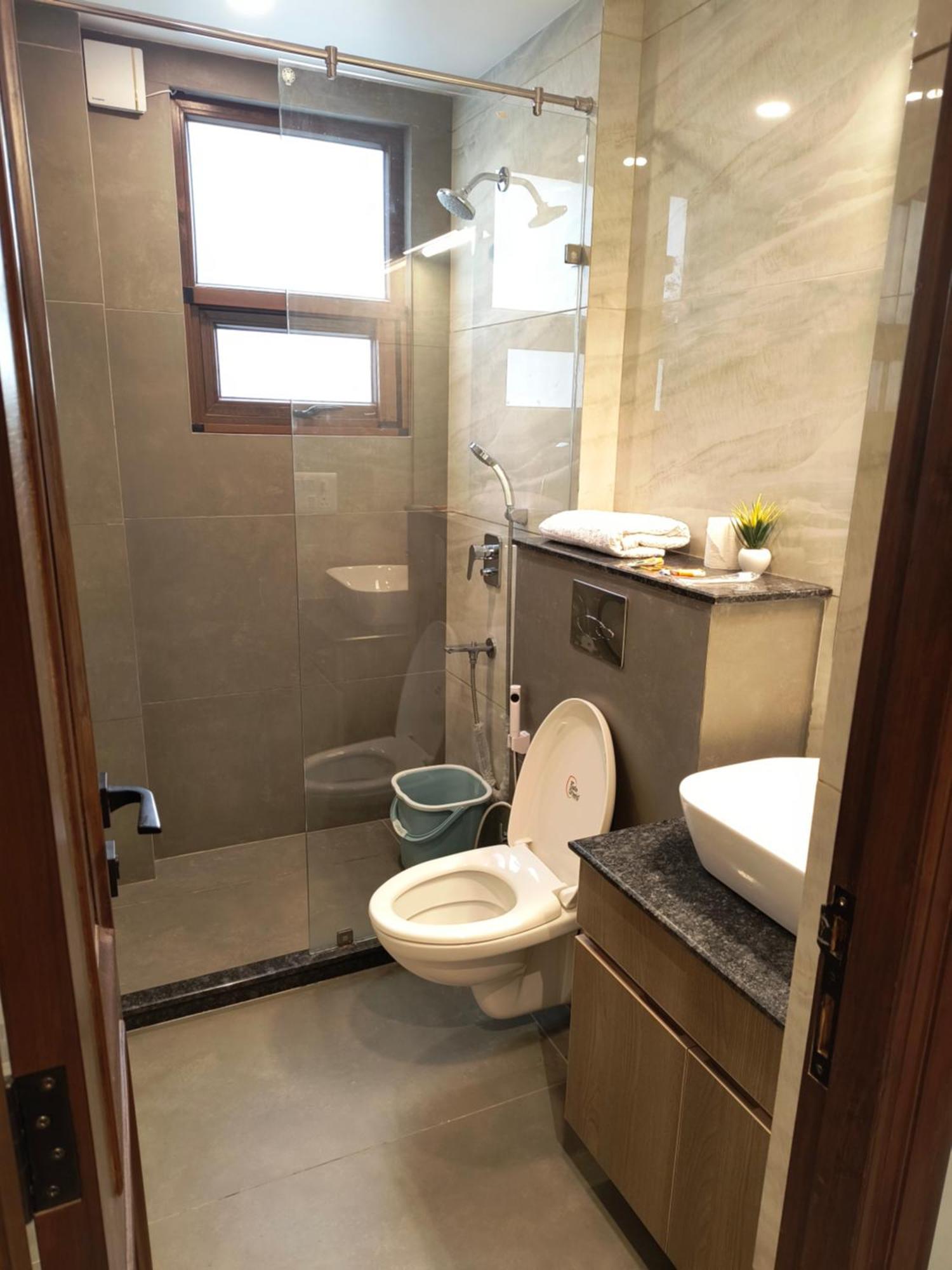 Hotel Gianmala Residency South Extension Near Aiims Delhi Ню Делхи Екстериор снимка
