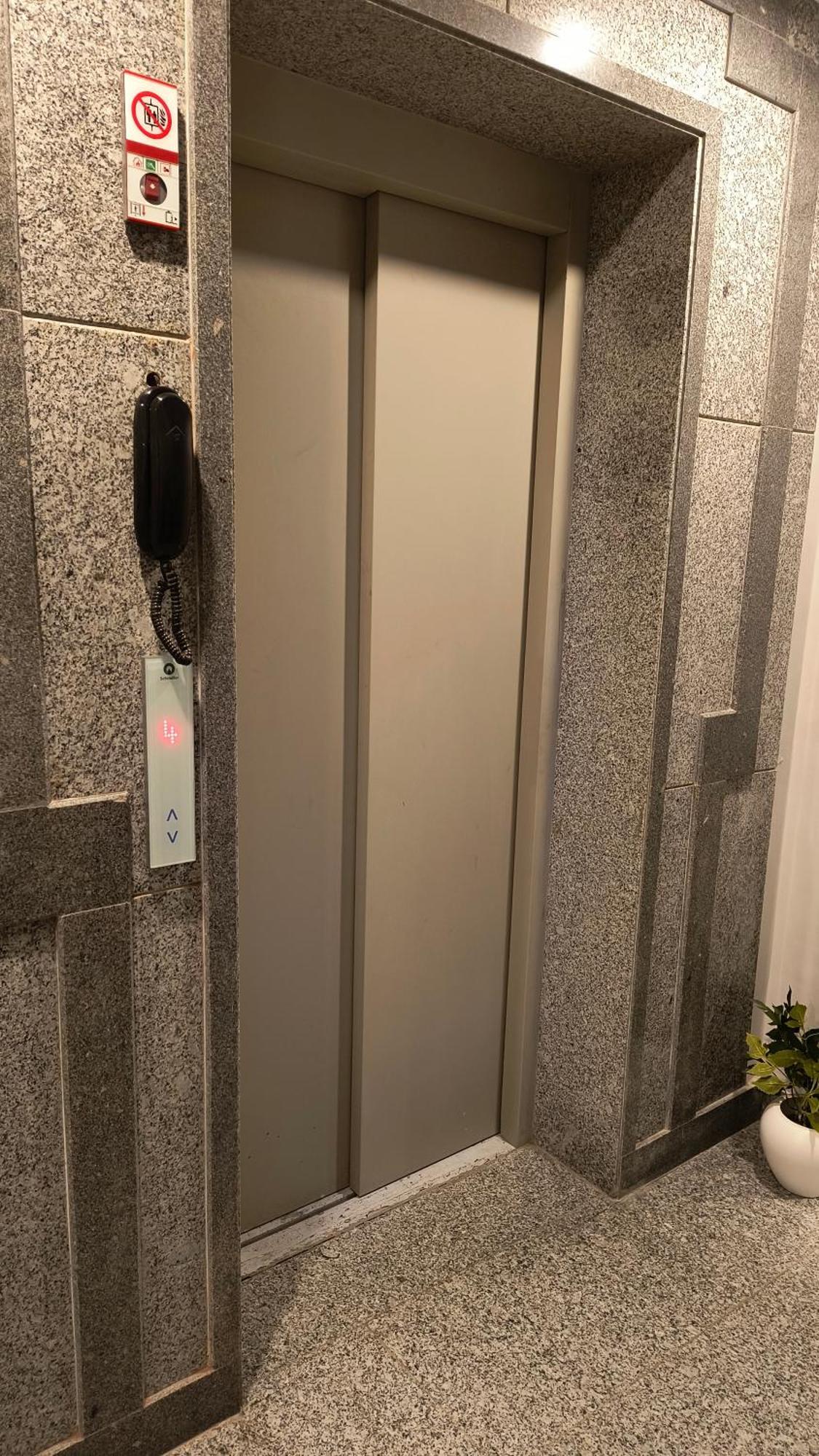 Hotel Gianmala Residency South Extension Near Aiims Delhi Ню Делхи Екстериор снимка