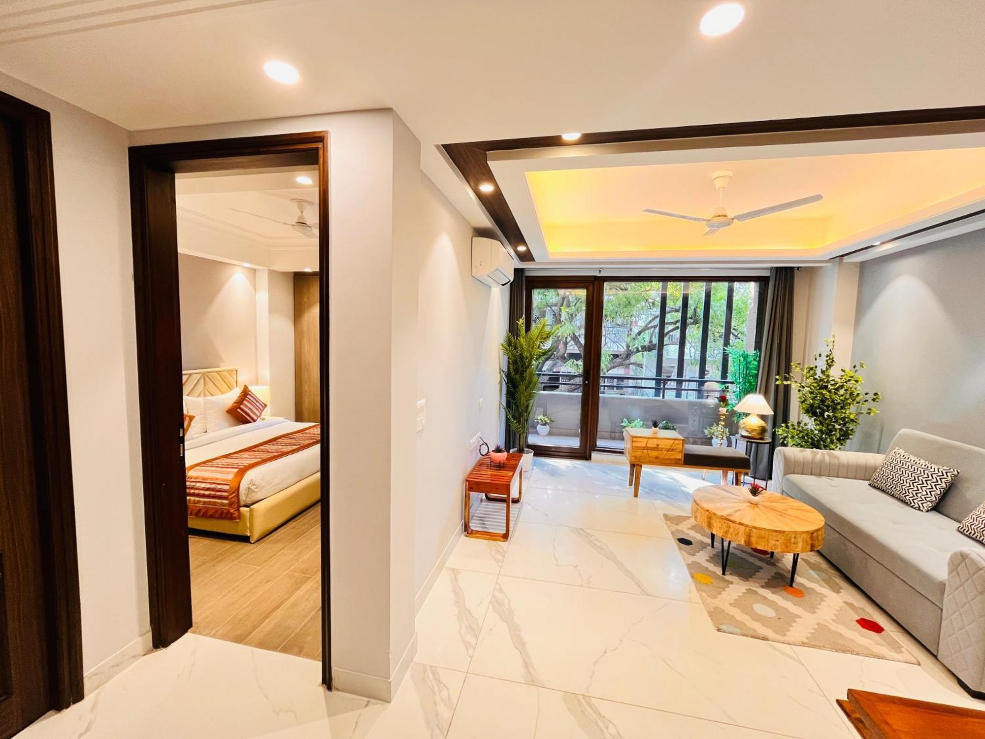 Hotel Gianmala Residency South Extension Near Aiims Delhi Ню Делхи Екстериор снимка