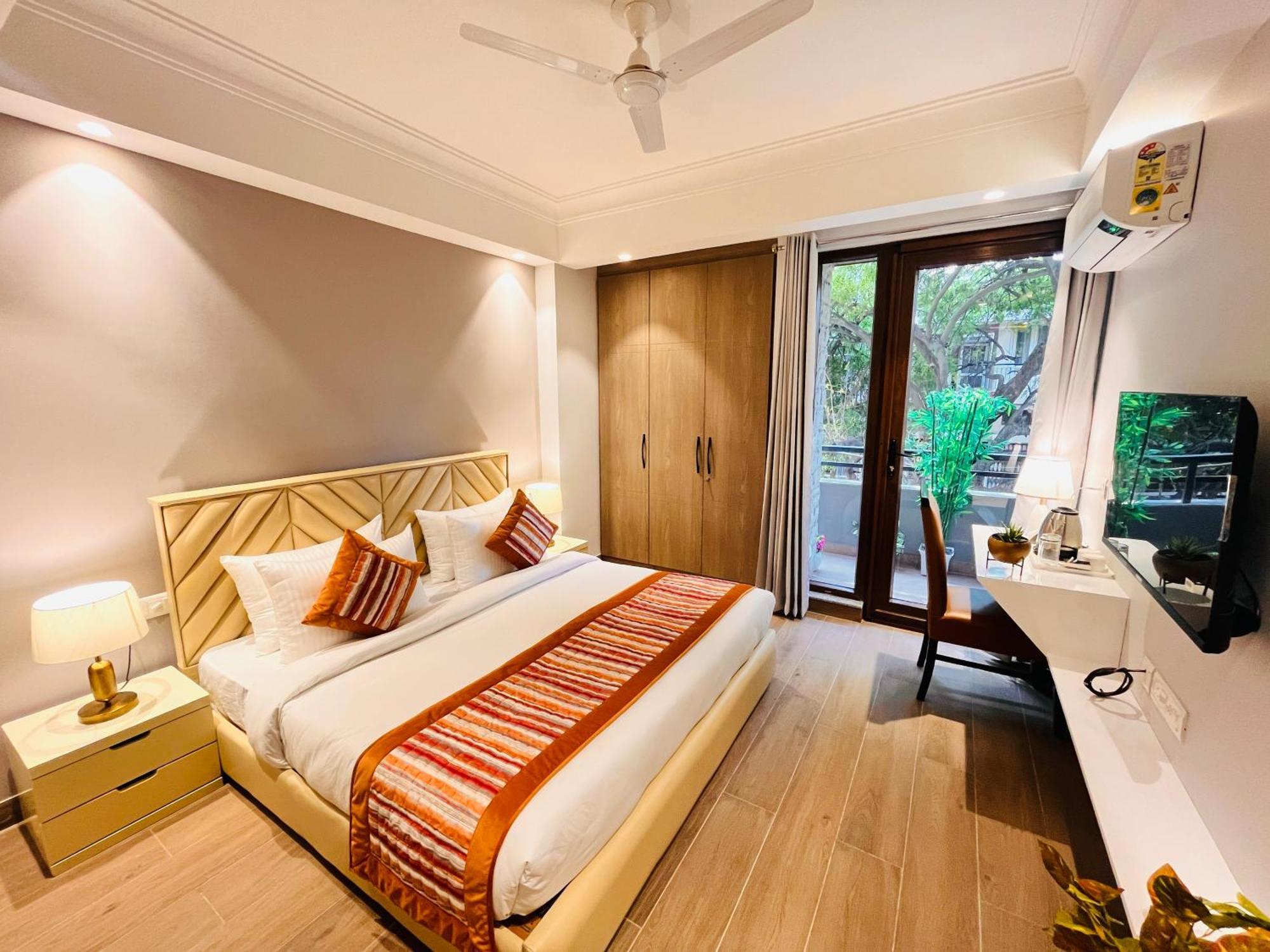 Hotel Gianmala Residency South Extension Near Aiims Delhi Ню Делхи Екстериор снимка