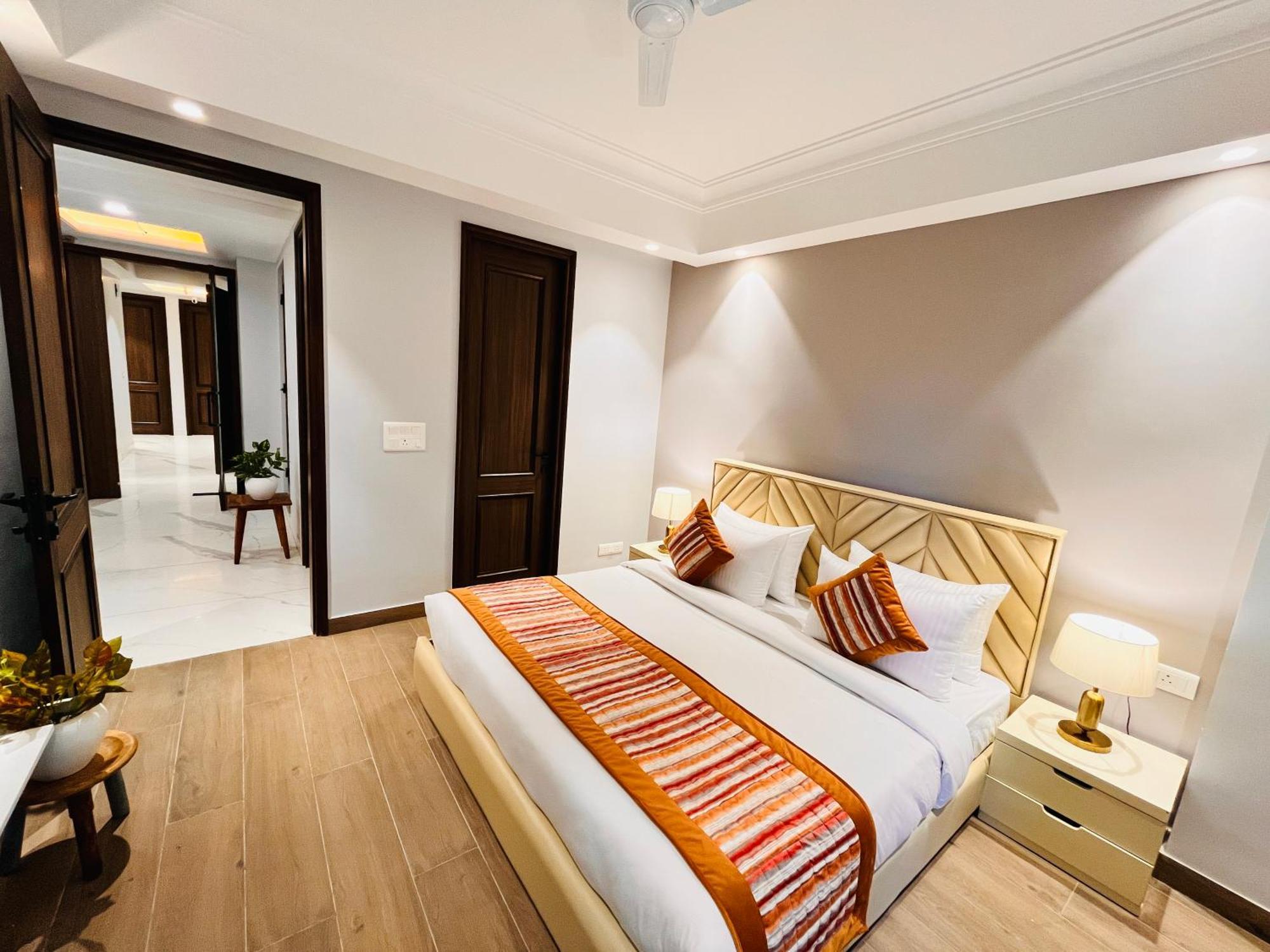 Hotel Gianmala Residency South Extension Near Aiims Delhi Ню Делхи Екстериор снимка