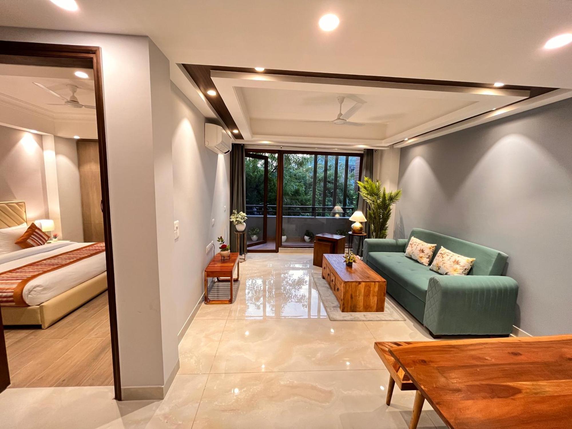 Hotel Gianmala Residency South Extension Near Aiims Delhi Ню Делхи Екстериор снимка